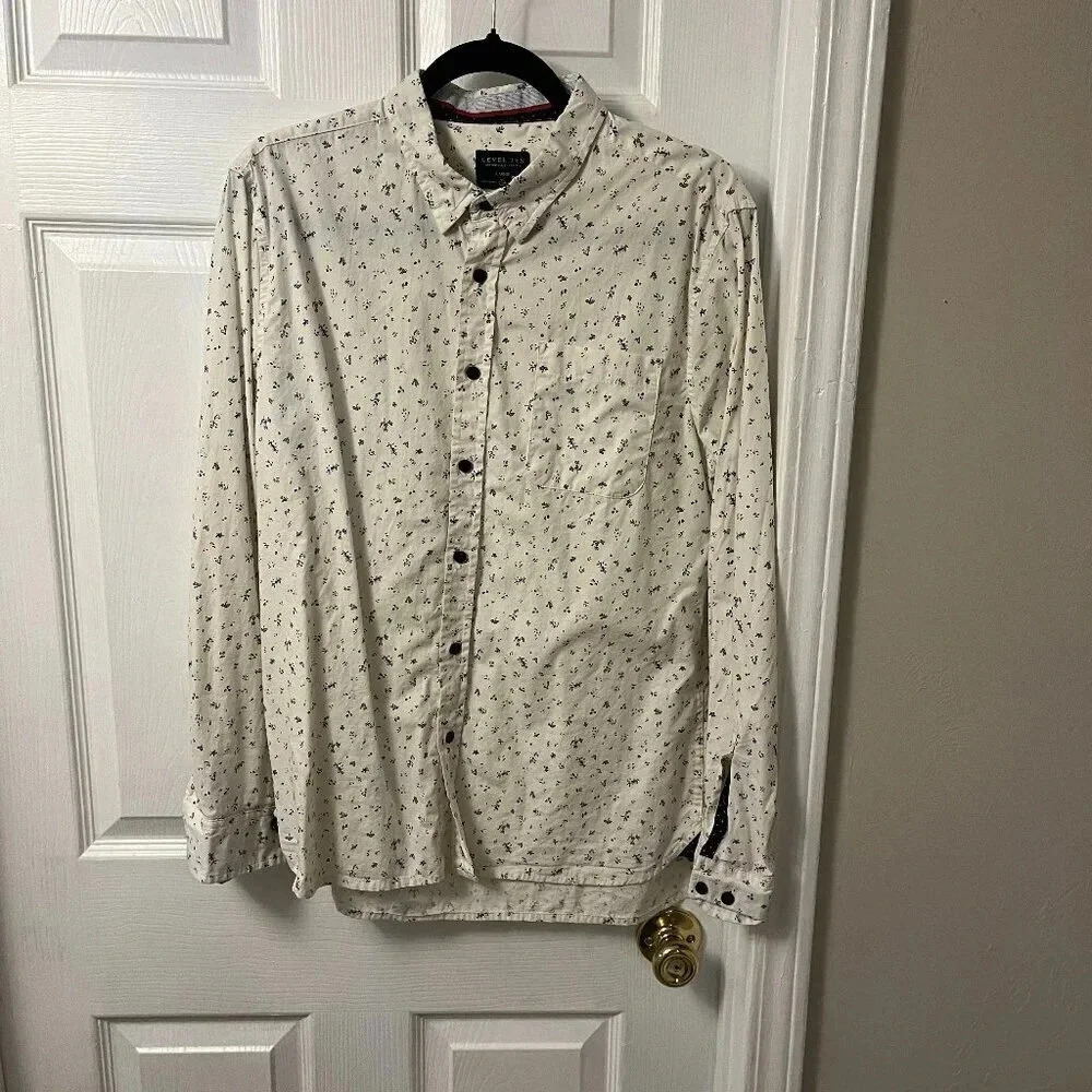 Men’s Level Ten Button Down Shirt Size Large